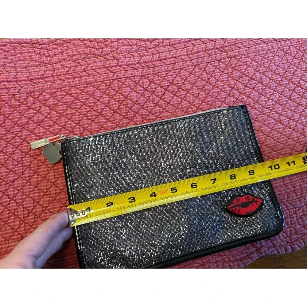 Silver Black Glitter Makeup Cosmetic Evening Bag Lips Charm Lipstick Zipper Pull